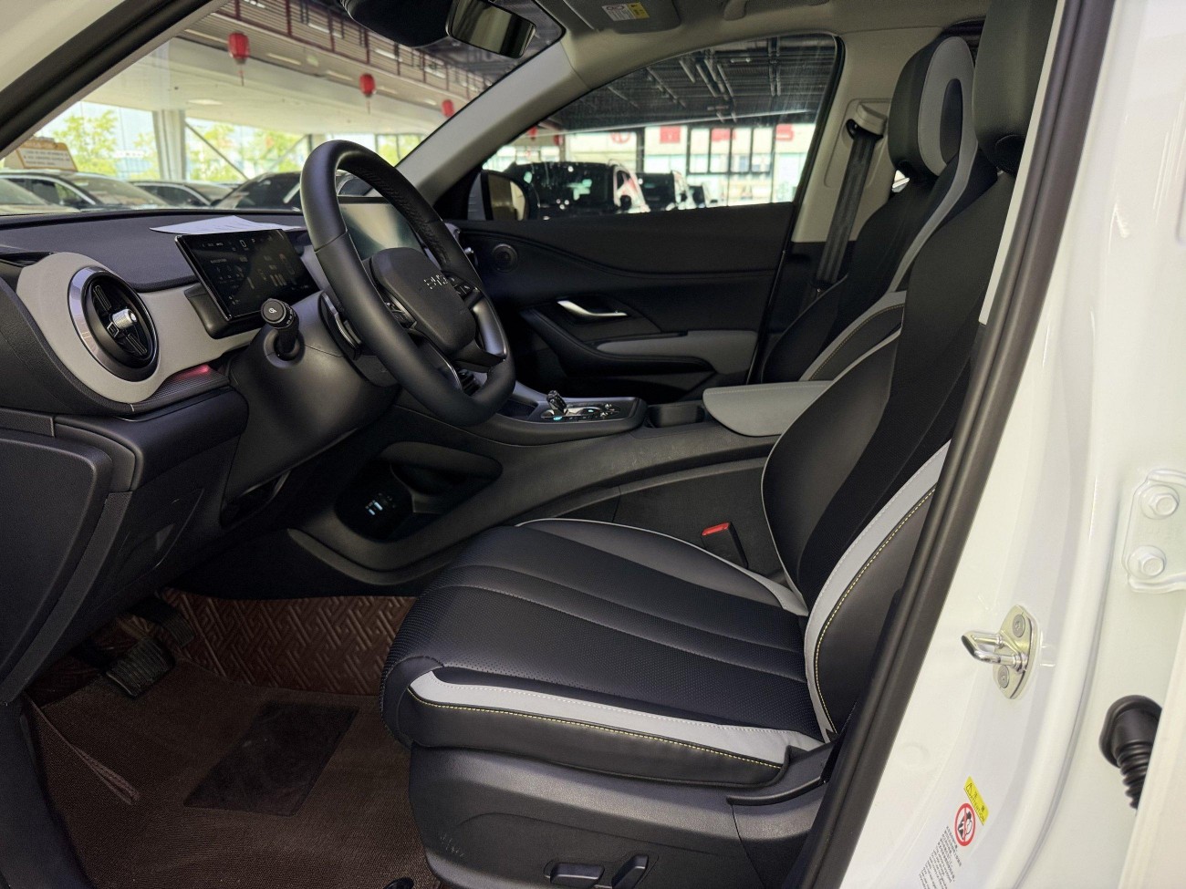 BYD HiAce 2025