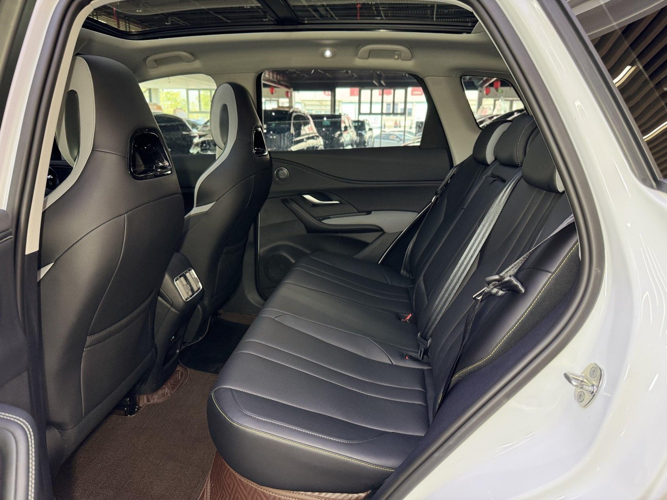BYD HiAce 2025