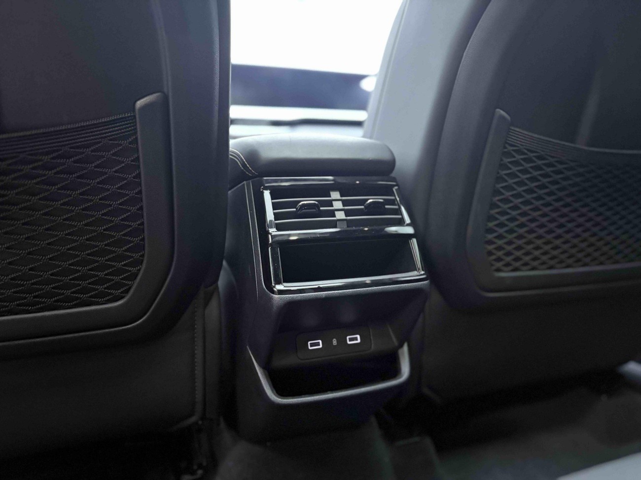 Geely Xingyue L 2024