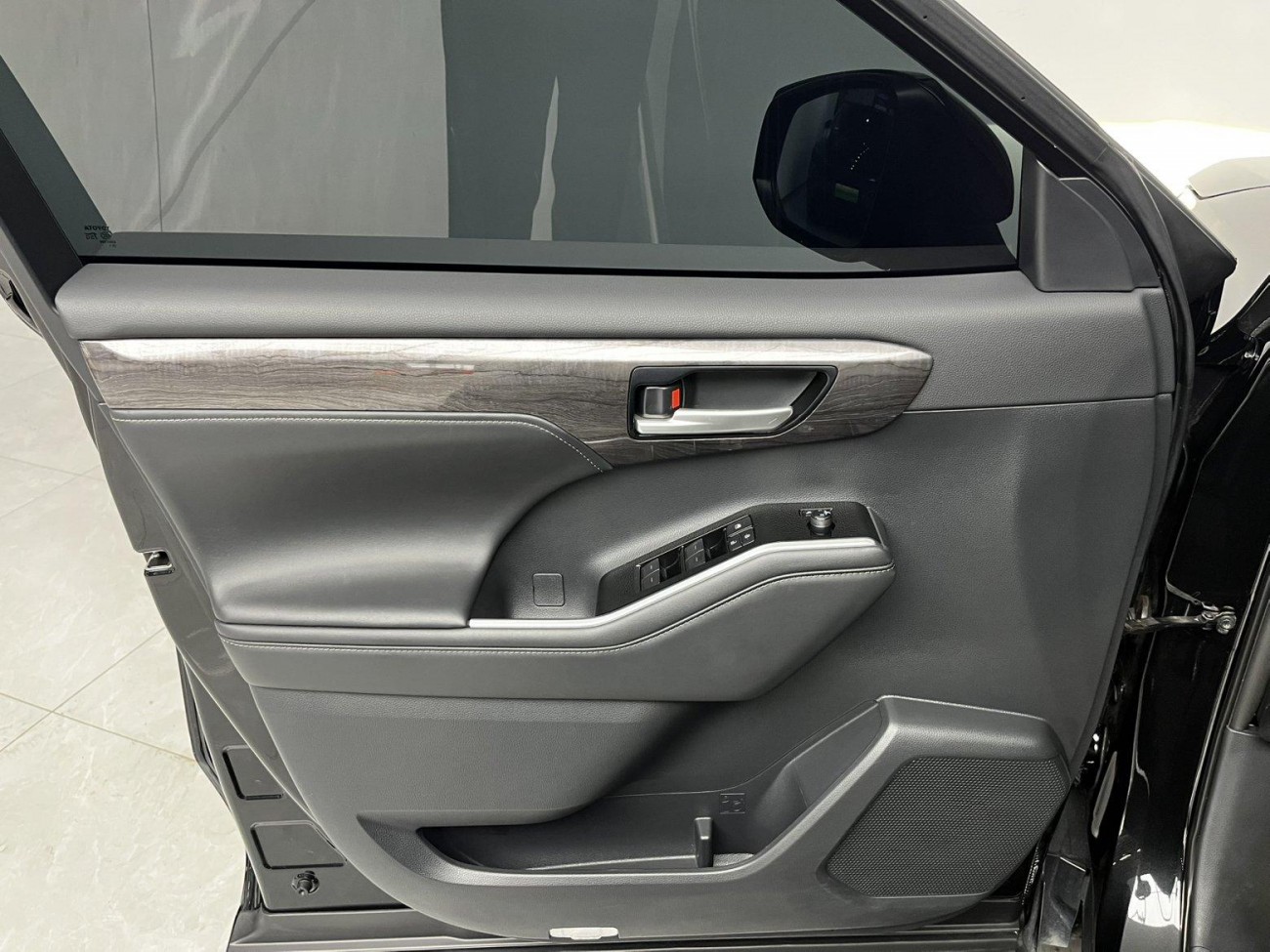 Toyota Crown 2025