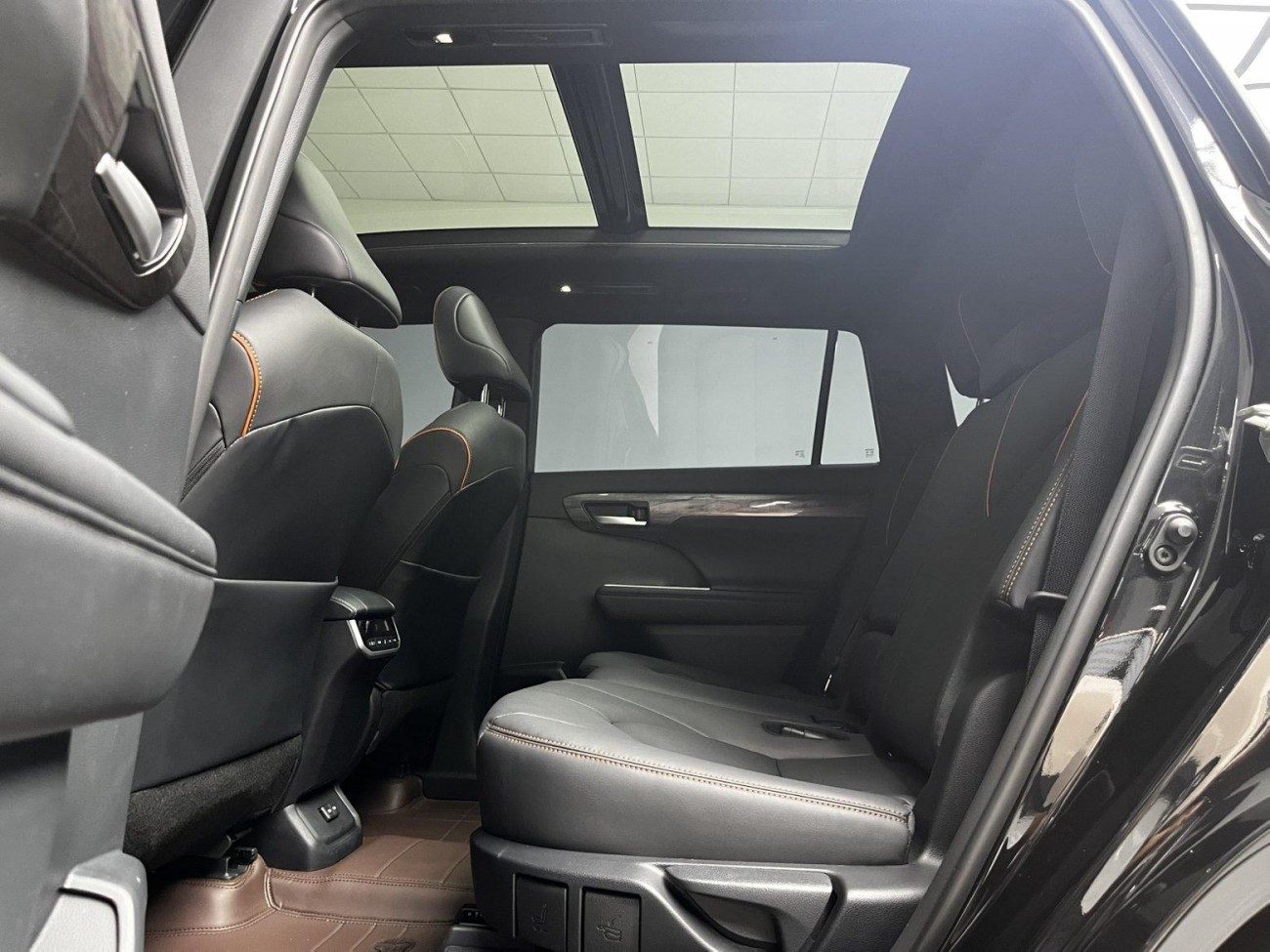 Toyota Crown 2025
