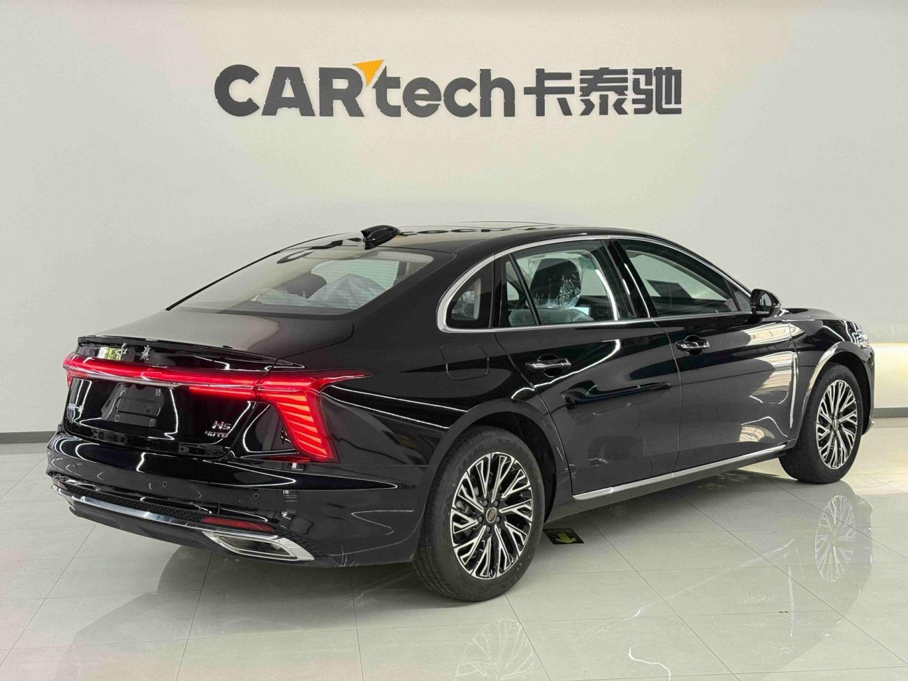 Hongqi H5 2026