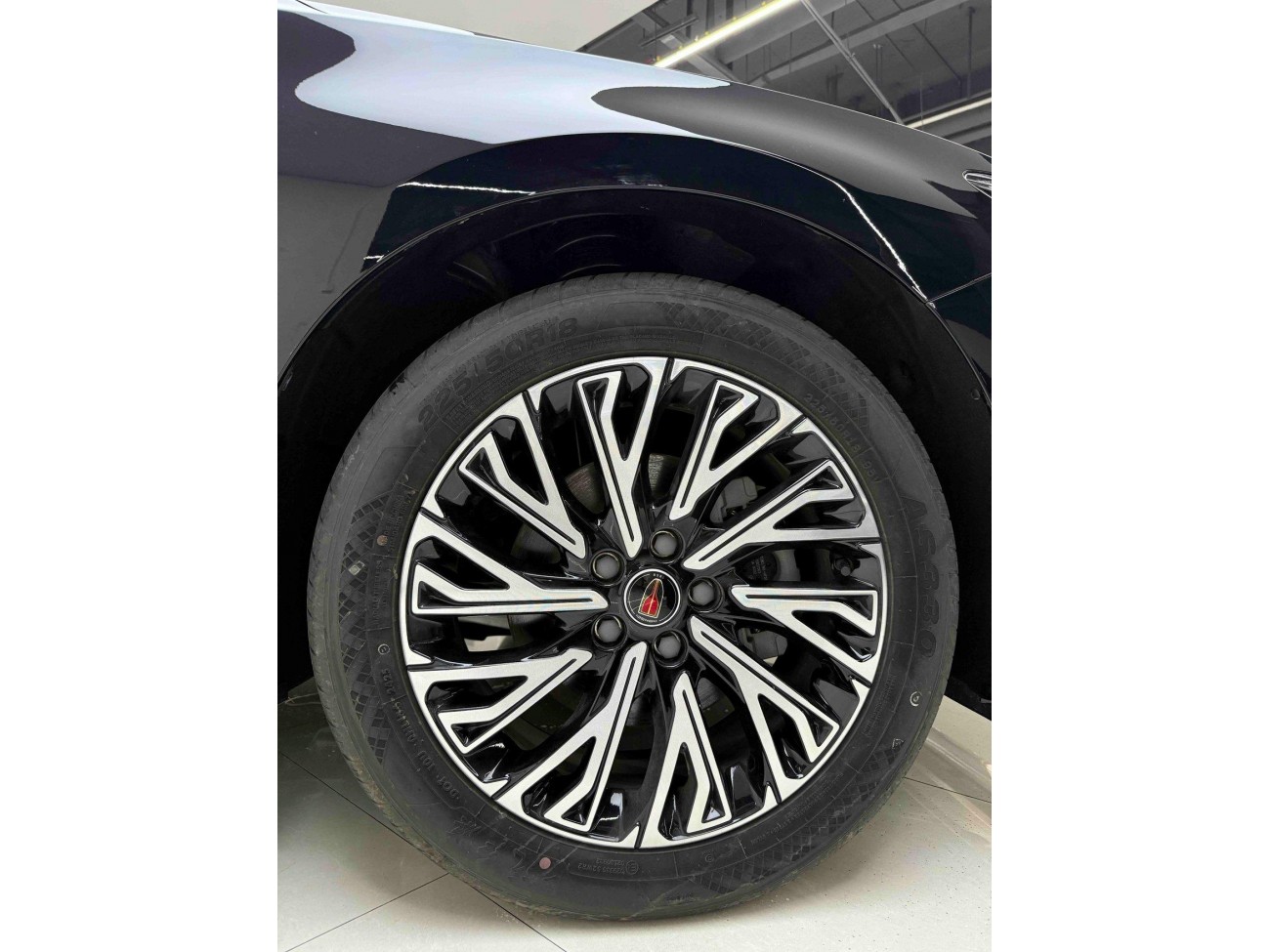 Hongqi H5 2026