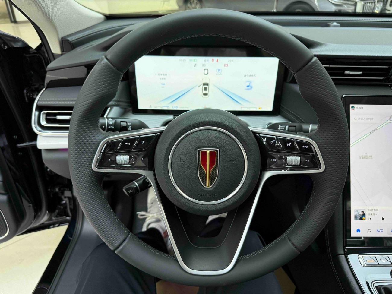 Hongqi H5 2026