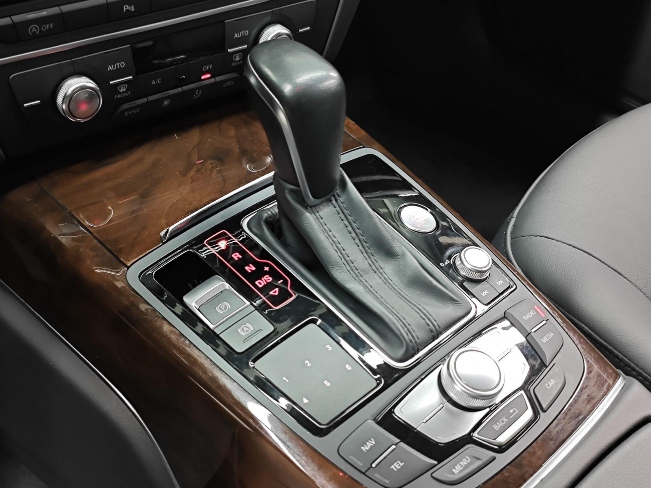 Audi A6L 30 2016
