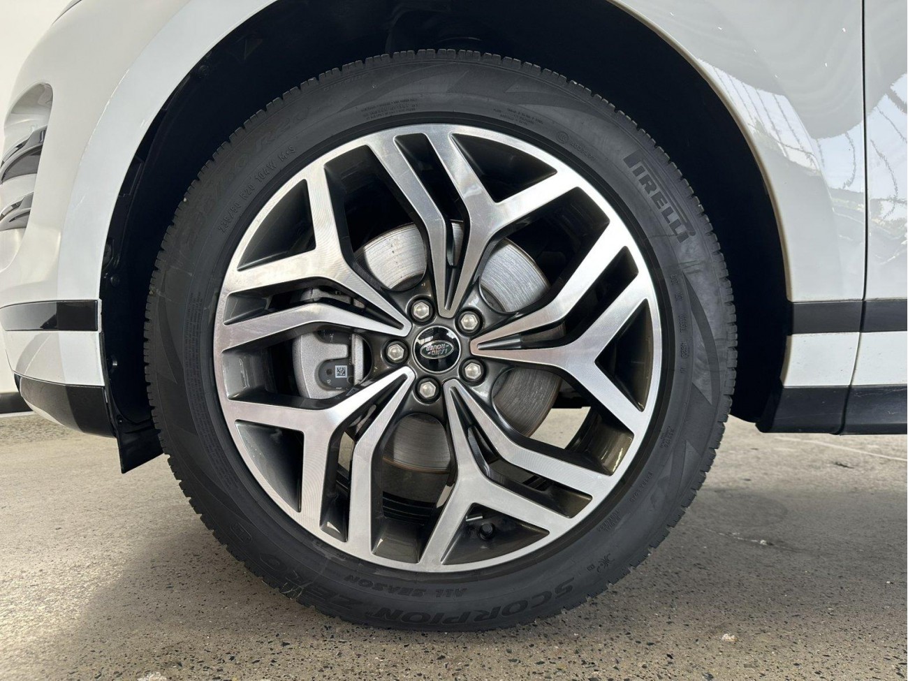Land Rover Range Rover 2024