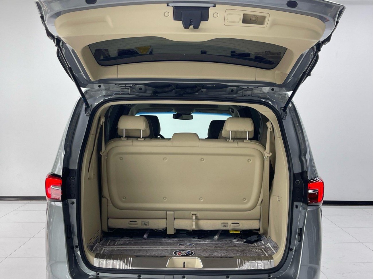 Buick GL8 2024