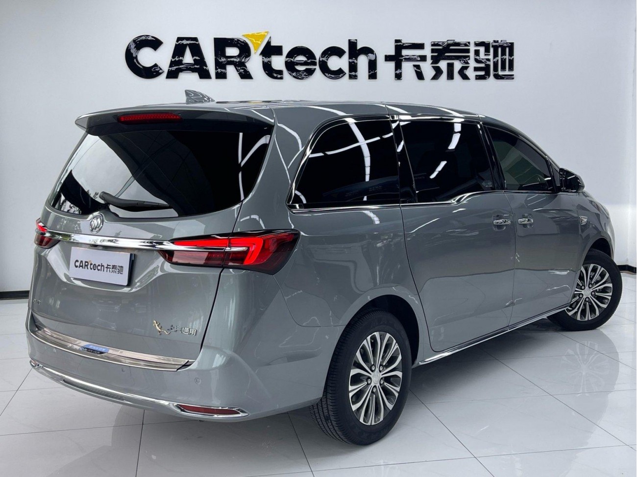 Buick GL8 2024