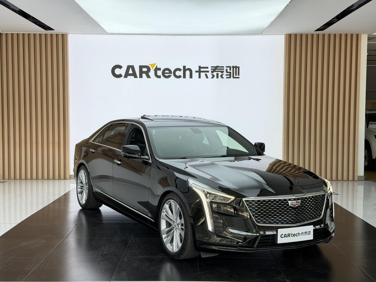 Cadillac CT6 2021