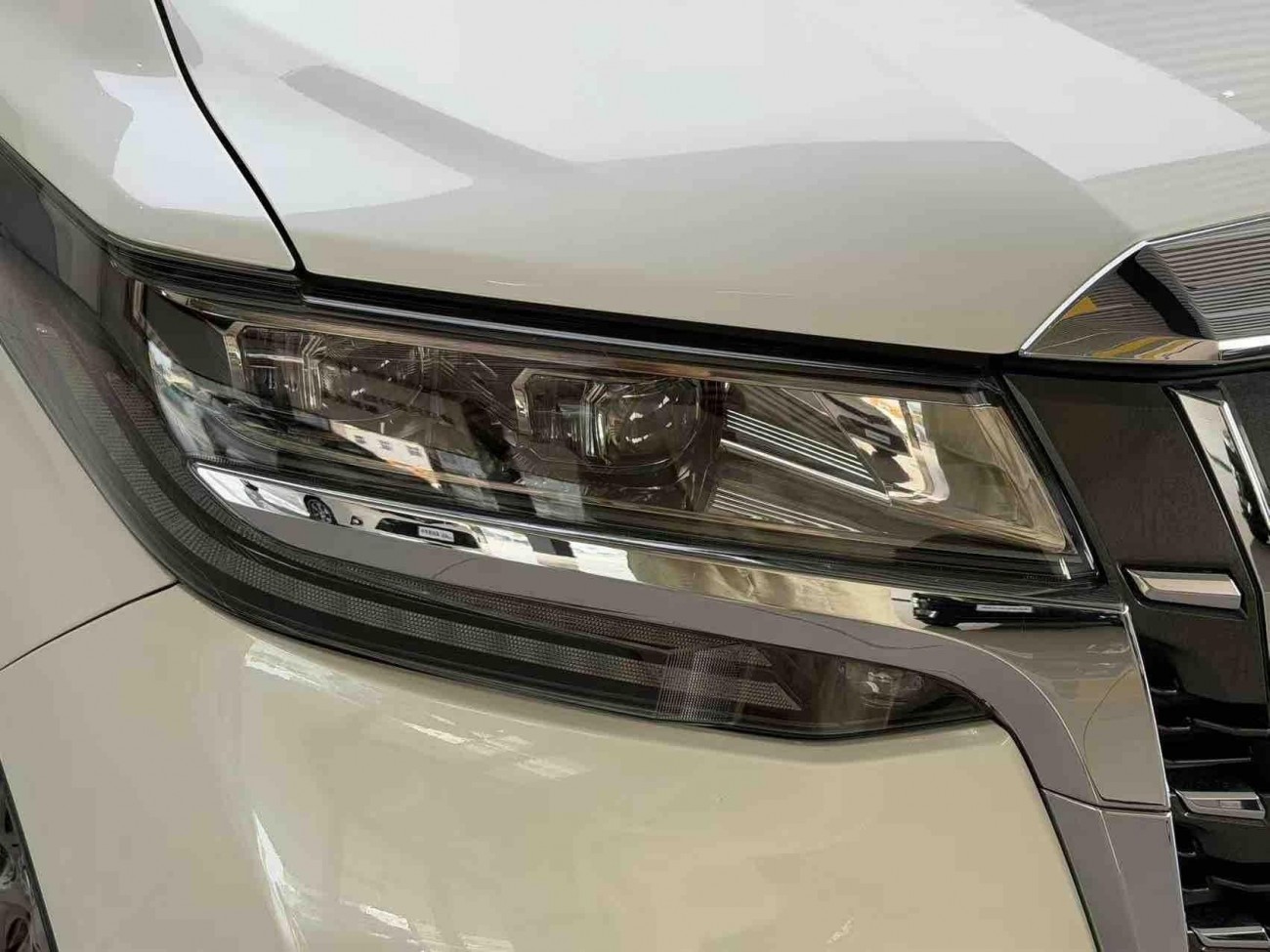 Toyota Alphard 2019