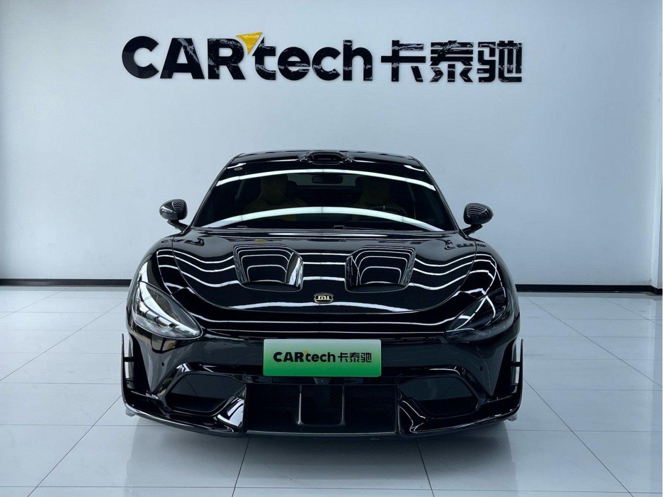 Xiaomi SU7 2025