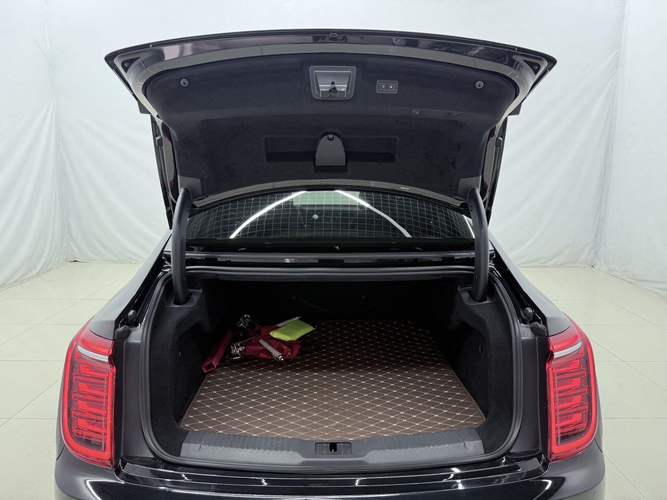 Hongqi H9 2023