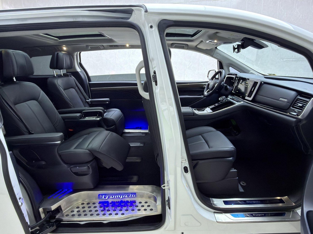Trumpchi M8 2023
