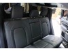 Land Rover Defender 2024